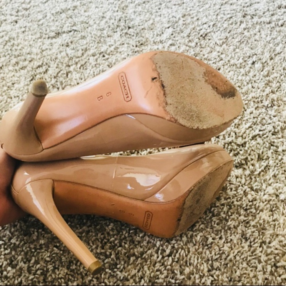 Coach Leather Pumps Size 6B - Picture 6 of 8